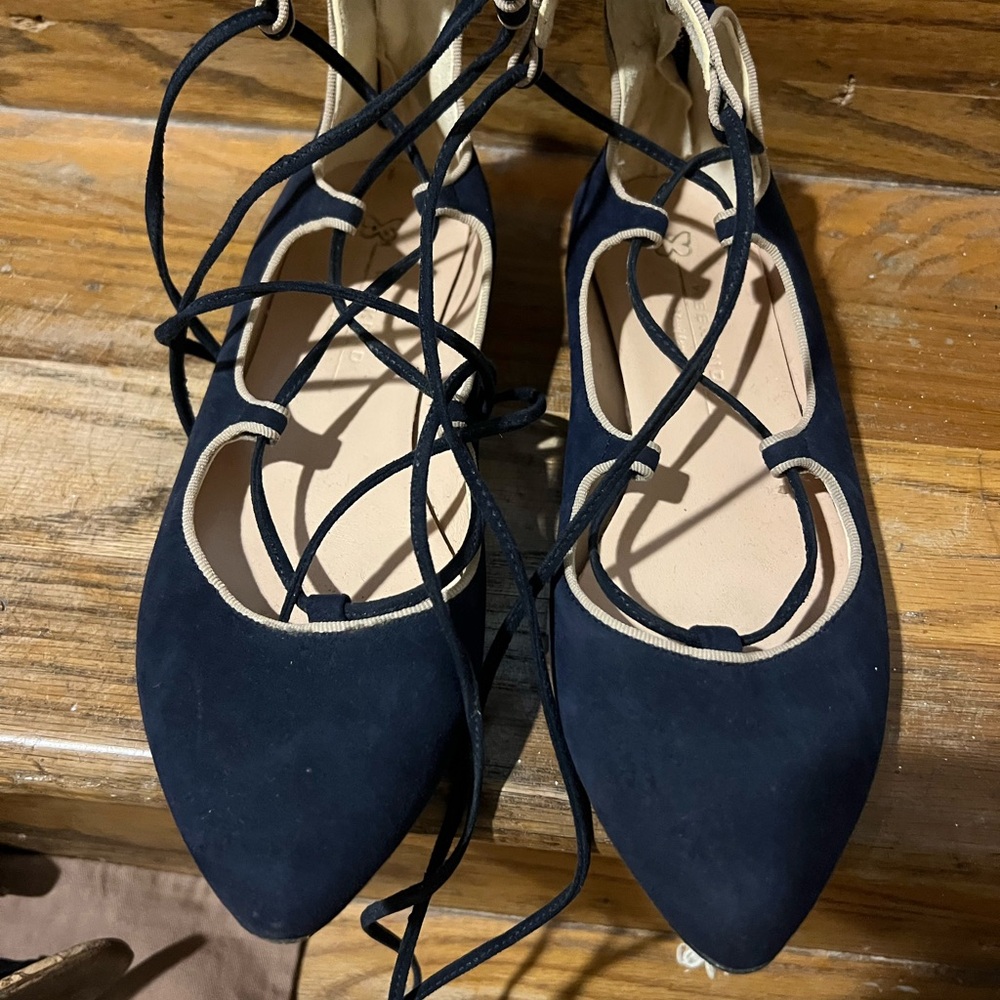 Max Mara Blue Flats with Lace-Up Design and Pointed Toe
